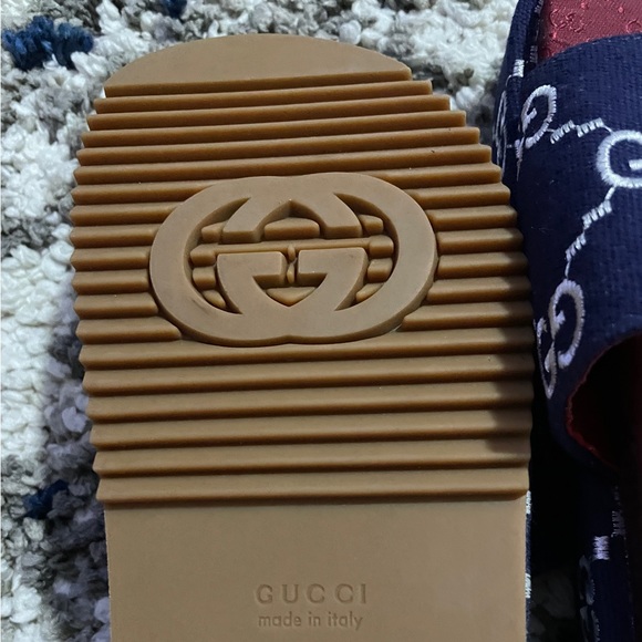 Navy blue - Picture 2 of 3